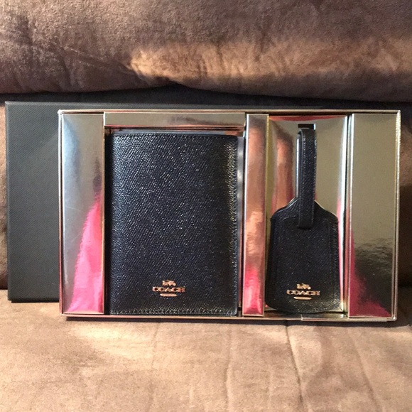 coach passport holder and luggage tag